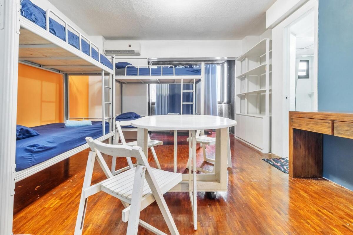 5 Bed Urban Retreat In The Heart Of Poblacion Apartment Manila