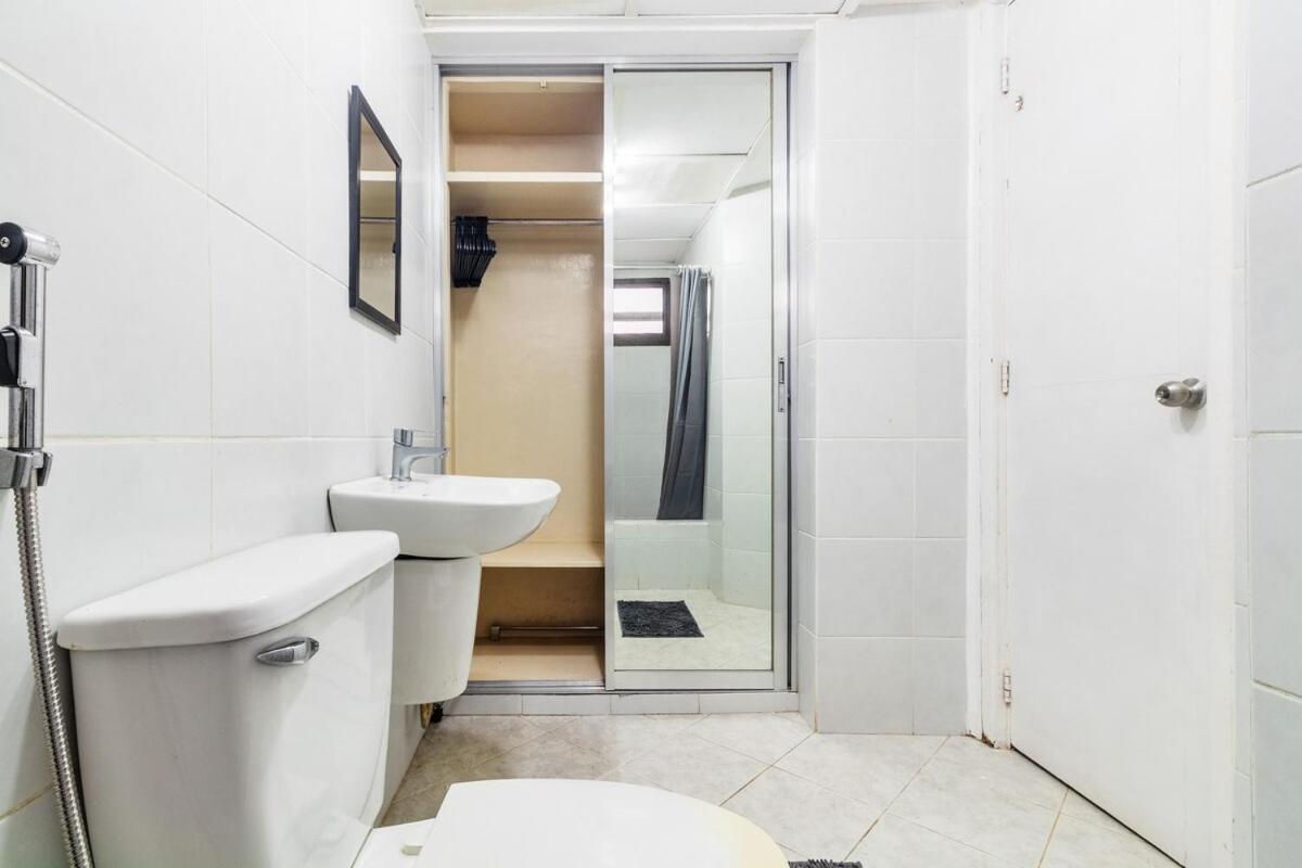 5 Bed Urban Retreat In The Heart Of Poblacion Apartment