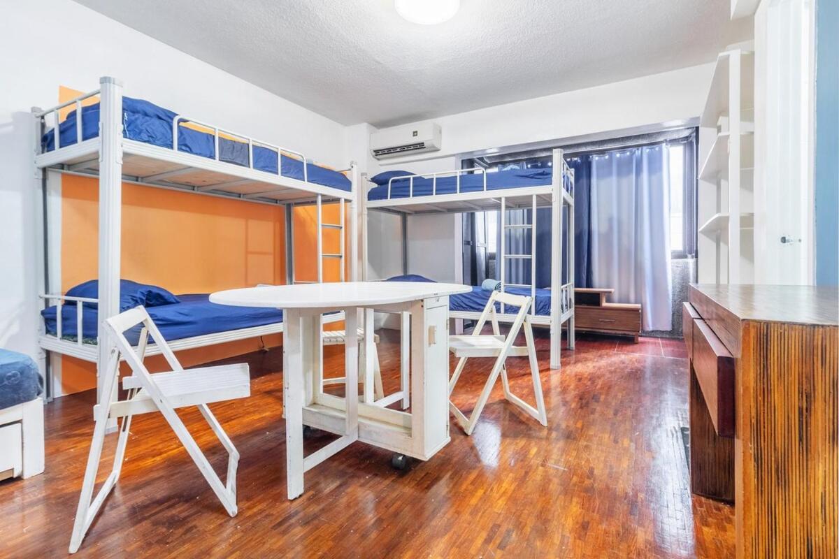 5 Bed Urban Retreat In The Heart Of Poblacion Apartment *