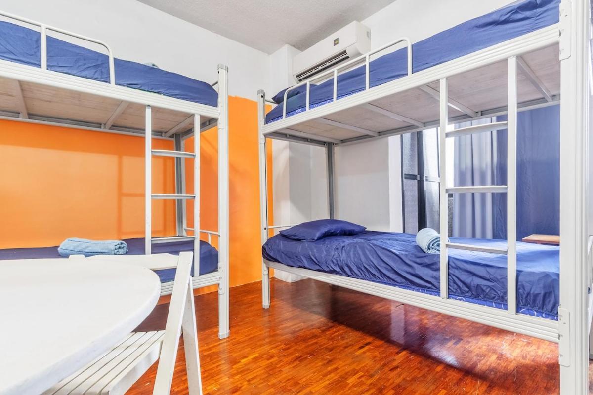 5 Bed Urban Retreat In The Heart Of Poblacion Apartment *